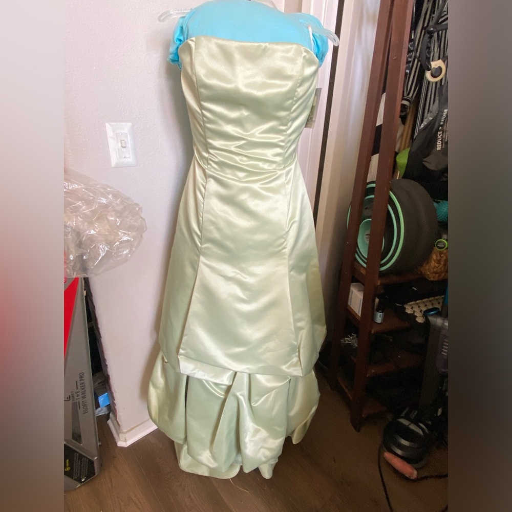 NWT, vintage Jessica McClintock strapless gown